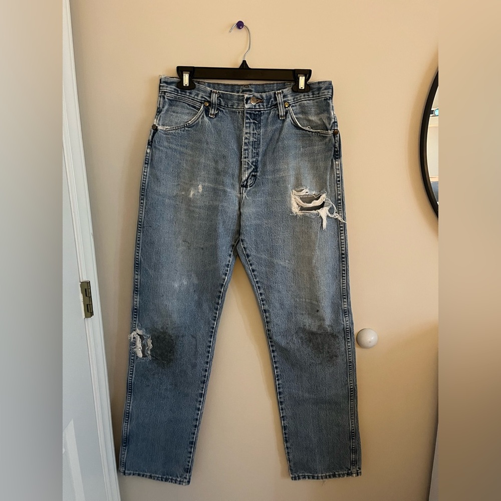 Wrangler Vintage Men's Distressed Blue Jeans